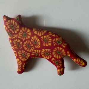 Clay cat pin